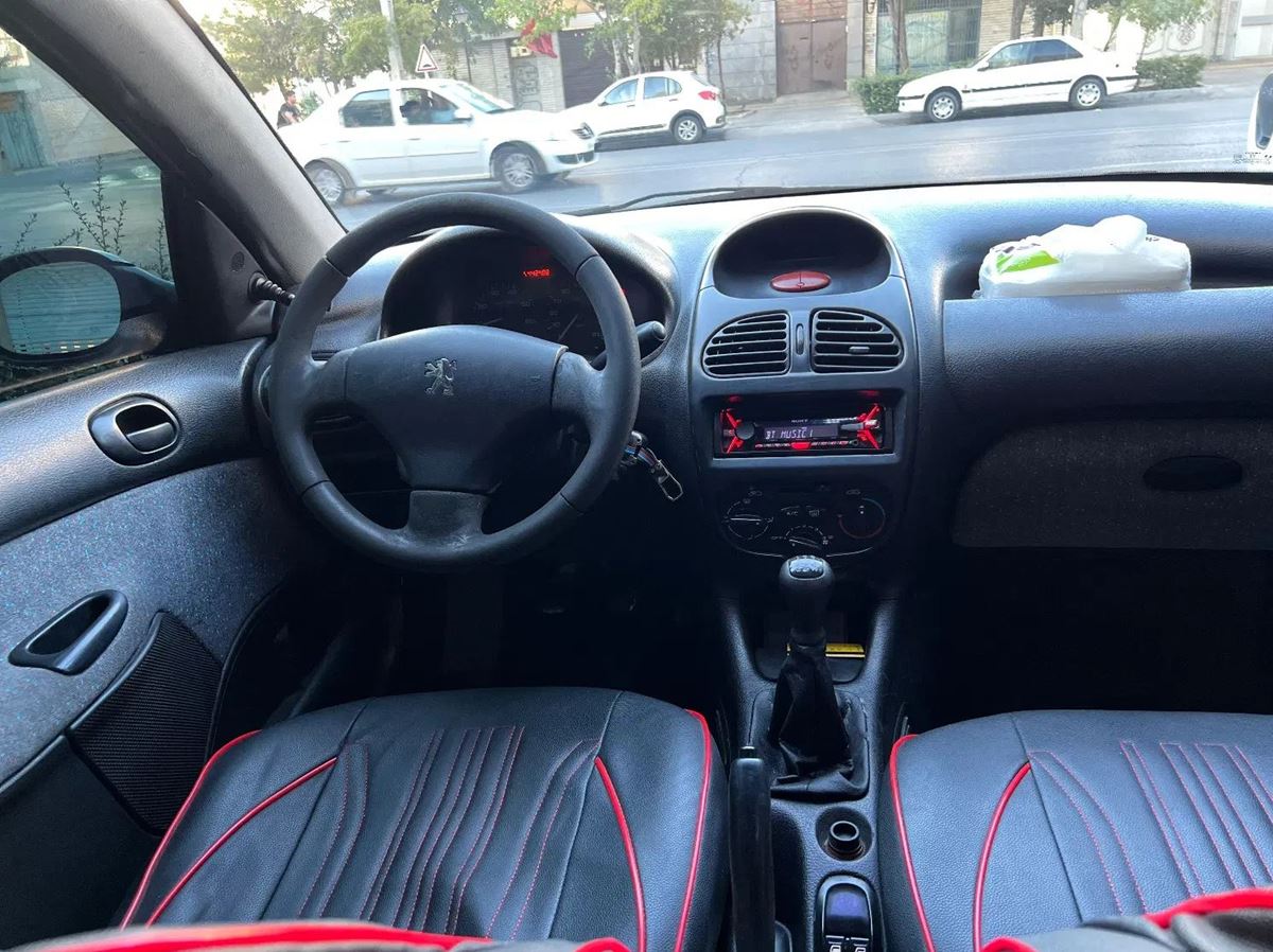 CarImageBox