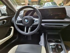 CarImageSmallBox